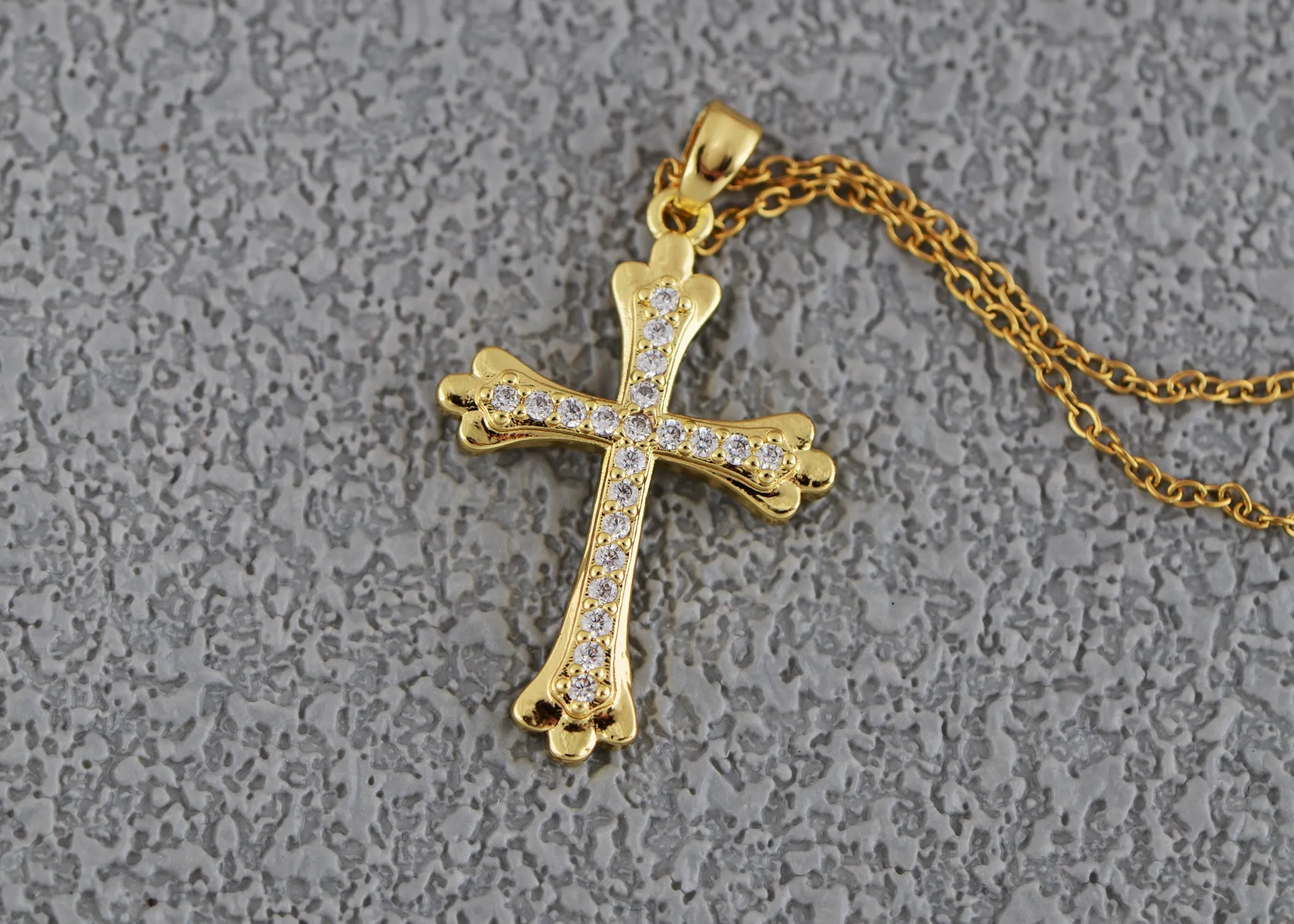 Alilang Gold Tone Rhinestone Cross Pendant Necklace Ideal for Religious Occasions