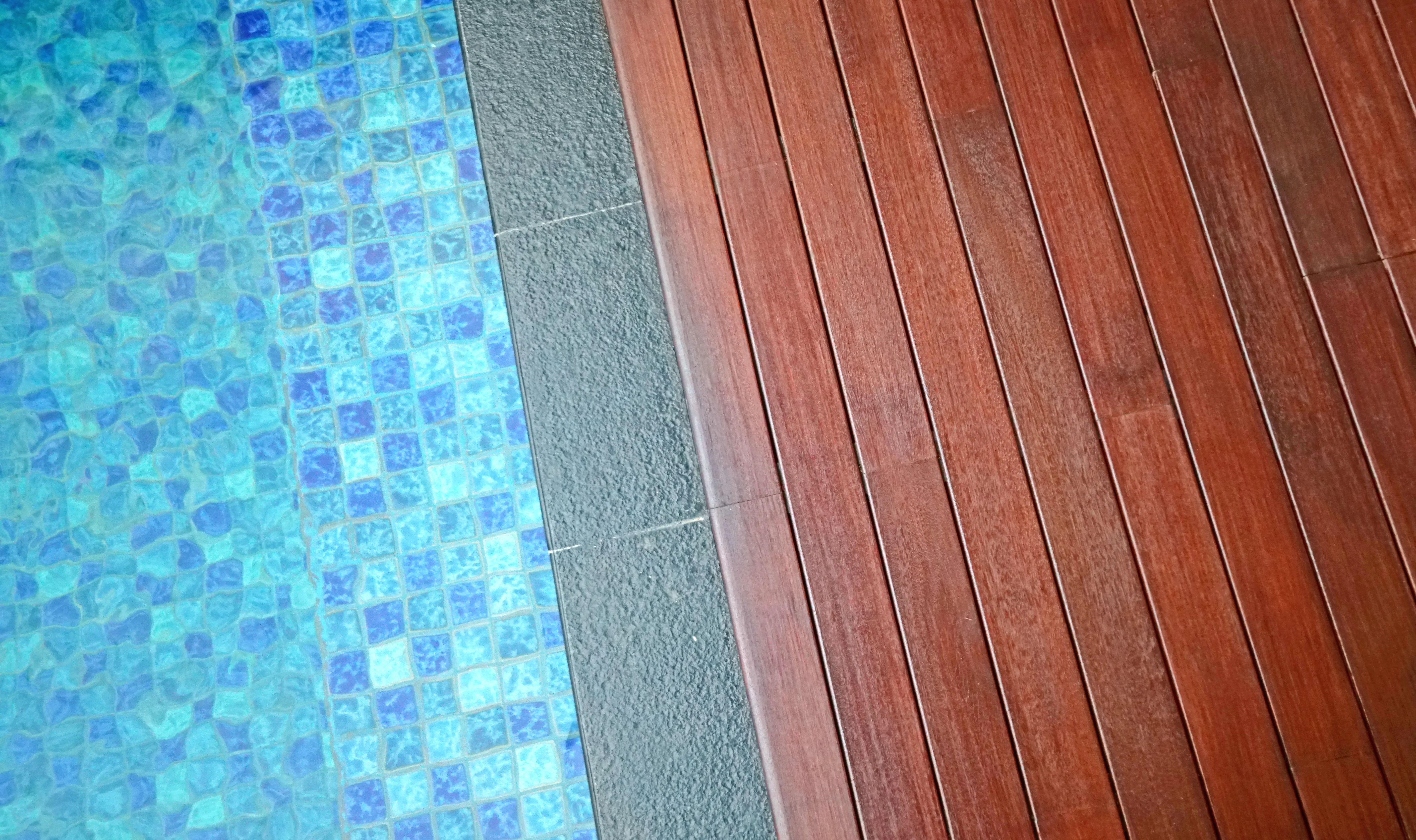 Bottega Wood Decking Bengkirai Jumbo 2,5 Panjang